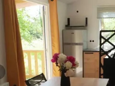 MOBILHOME 4 personnes - Mobil-Home Privilège 3 Pièces 4 Personnes Climatisé + TV