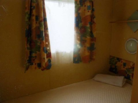 MOBILHOME 4 personnes - 3/4 places
