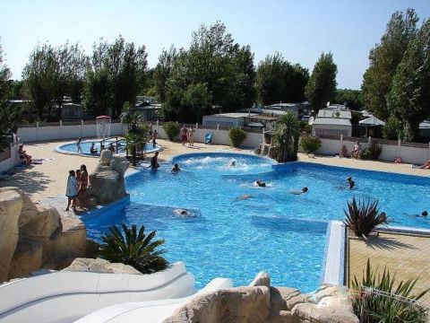 Camping Le Phare Ouest - Camping Charente-Maritime - Image N°2