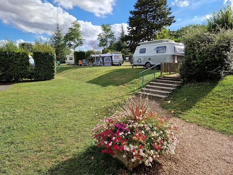 Camping municipal Le Mont Libre - Camping Allier - Image N°5