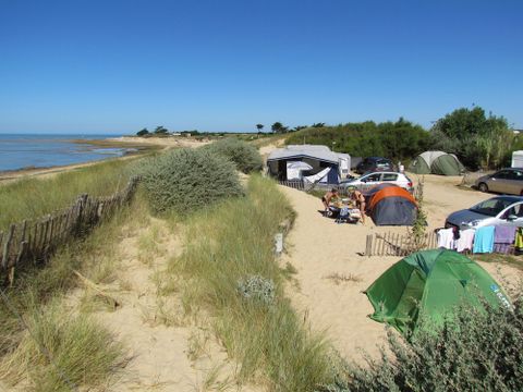 Huttopia Cote Sauvage - Ile de Ré - Camping Charente-Maritime