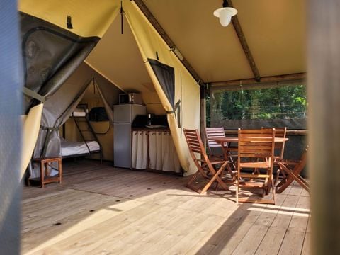 Tente en toile et en bois 5 personnes - Tente Ecolodge 4 personnes