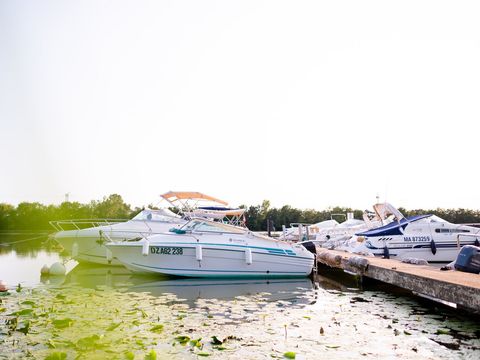 HÉBERGEMENT INSOLITE 6 personnes - Cabatente