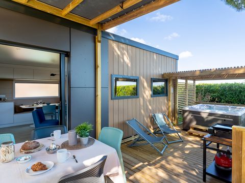 Mobilhome 6 personnes - EXCLUSIF 3 chambres Jacuzzi avec suite parentale