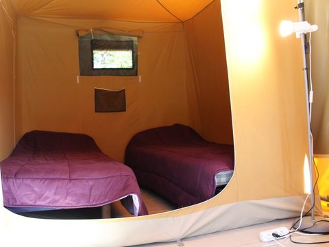 BUNGALOW TOILÉ 4 personnes - Tente équipée nature