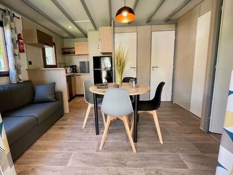 CHALET 4 personnes - PREMIUM 39m² (2 chambres) dont terrasse couverte + TV