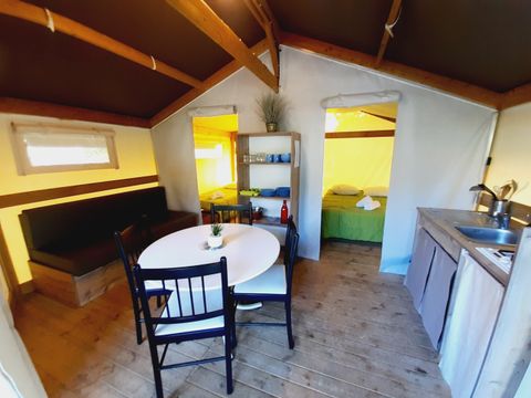Tente en toile et en bois 4 personnes - Ecolodge Toile & Bois 30m² (2 chambres - 4 personnes) dont terrasse couverte 8m² - Sans sanitaires