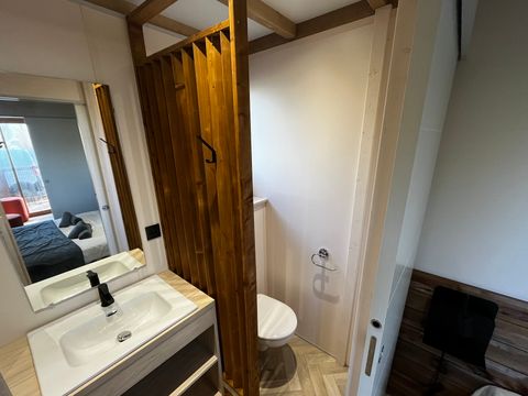 Chalet 7 personnes - Prestige 60 m² - 3 chambres - Dont terrasse couverte - Clim - TV - Lave-vaisselle - Plancha