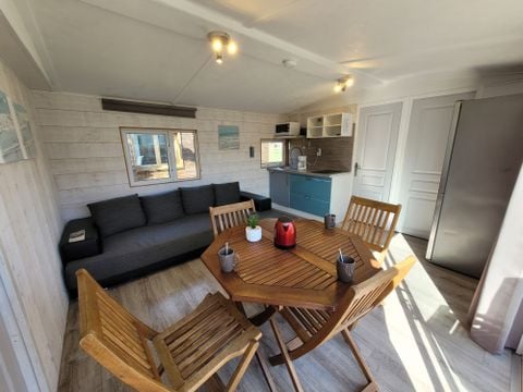 MOBILHOME 4 personnes -  CONFORT 33 m² (2 chambres) + Terrasse + TV