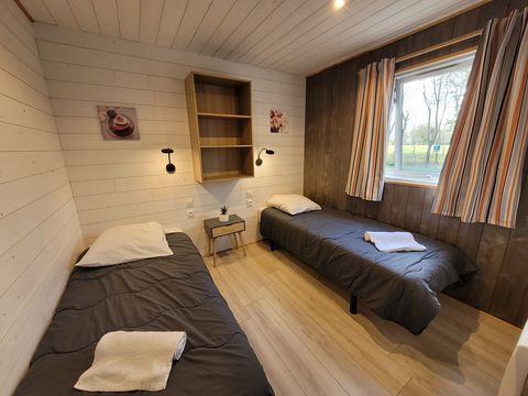 Chalet 7 personnes - PREMIUM 50m² - 3 chambres - Terrasse - TV - Lave-vaisselle - Plancha - Climatisation
