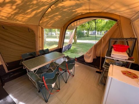 TENTE TOILE ET BOIS 5 personnes - Forfait Tente aménagée - Tente toute équipée