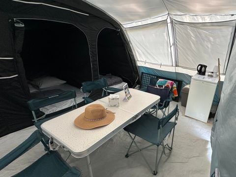 TENTE TOILE ET BOIS 5 personnes - Forfait Tente aménagée - Tente toute équipée