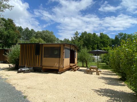 HÉBERGEMENT INSOLITE 2 personnes - Tiny House Toilée Karavan