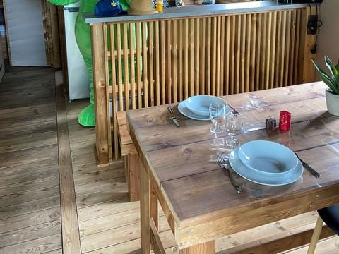 LODGE 4 personnes - LODGE SWEET FLOWER CONFORT + TV