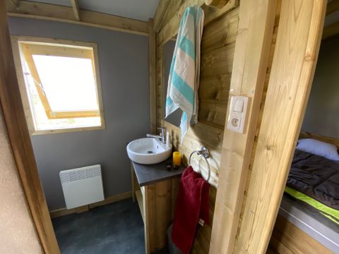 LODGE 4 personnes - LODGE SWEET FLOWER CONFORT + TV