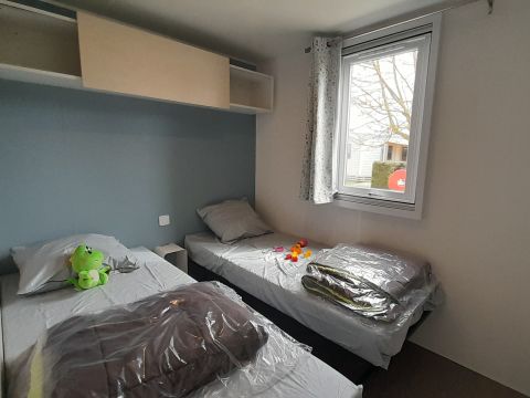 Mobilhome 4 personnes - Mobil-home Confort 26m² 2 chambres + TV 4 pers + CLIM