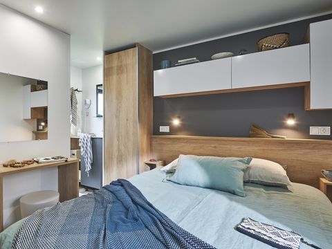 Mobilhome 4 personnes - Mobil-home Premium 2 chambres 32m² - 2 salles de bain + TV 4 pers + CLIM