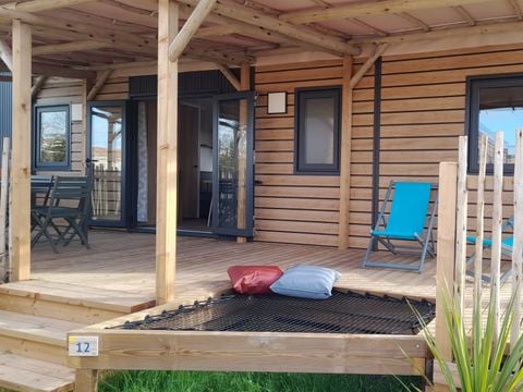 MOBILHOME 4 personnes - Premium 2 chambres 32m² - 2 salles de bain + TV