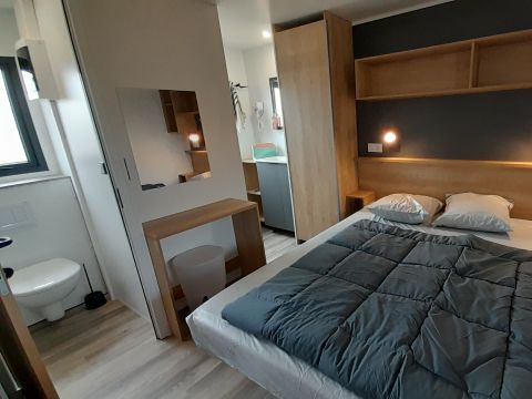 Mobilhome 4 personnes - Mobil-home Premium 2 chambres 32m² - 2 salles de bain + TV 4 pers + CLIM