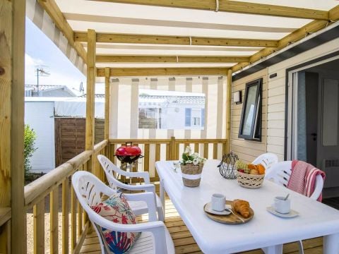 MOBILHOME 4 personnes - Confort 3 Pièces 4 Personnes + TV