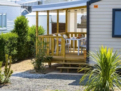 MOBILHOME 4 personnes - Confort 3 Pièces 4 Personnes + TV