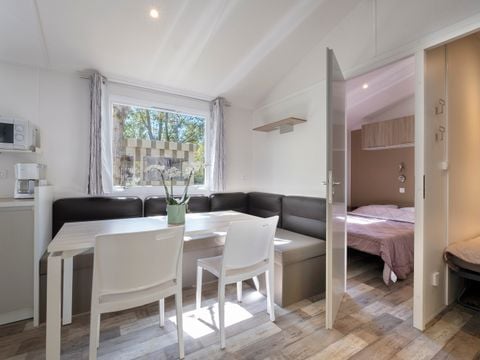 MOBILHOME 8 personnes - CONFORT 4 chambres > 37 m²