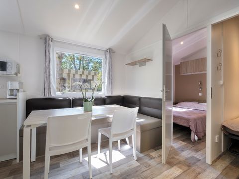 MOBILHOME 8 personnes - Mobil-home CONFORT 4 chambres > 37 m² 8 pers