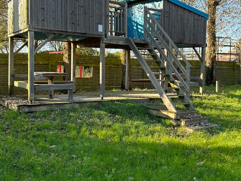 HÉBERGEMENT INSOLITE 4 personnes - Cabane Pilotis 4 pers