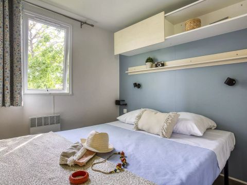 MOBILHOME 4 personnes - Confort 3 Pièces 4 Personnes + TV