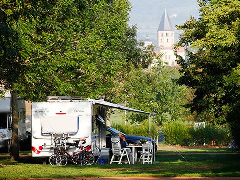 Camping Municipal Saint Vital - Camping Saone-et-Loire - Image N°2