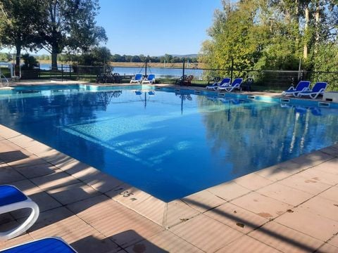 Camping Aux Rives du Soleil - Camping Ain