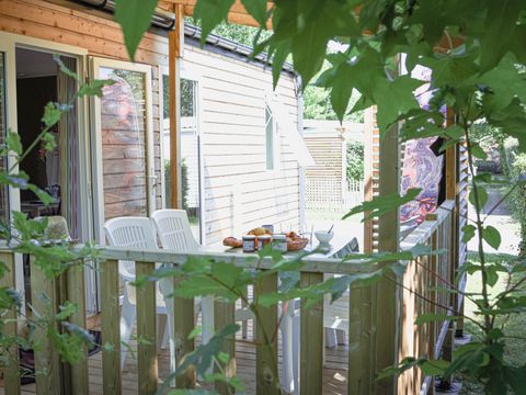 MOBILHOME 4 personnes - Cottage Confort 28m² (2 chambres) + terrasse couverte + TV + Draps