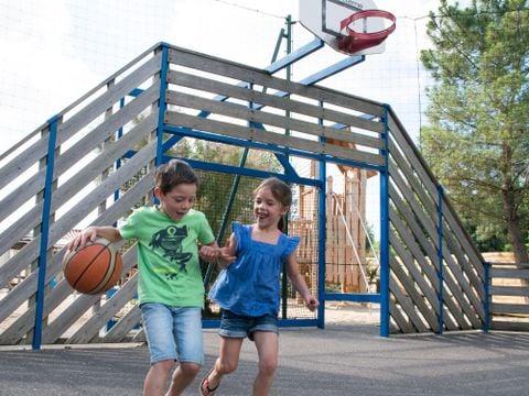 Flower Camping Le Petit Paris - Camping Vandea