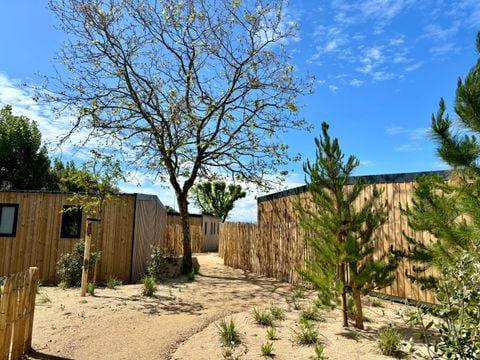 Flower Camping Le Petit Paris - Camping Vandea - Image N°3