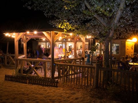 Flower Camping Le Petit Paris - Camping Vandea