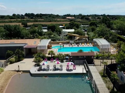 Flower Camping Le Petit Paris - Camping Vendée - Afbeelding N°0