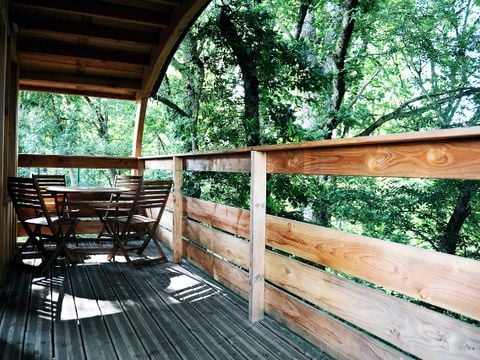 CHALET 2 personnes - Eco-cabane en bois, avec sanitaires (possible de venir à 4 personnes avec supplément au camping)