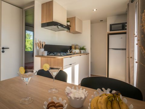 MOBILHOME 5 personnes - Premium - 2 chambres + Terrasse + LV