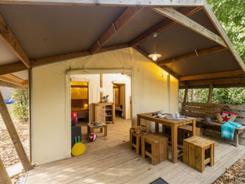 Tente en toile et en bois 5 personnes - TENTE VENDEENNE (Sans sanitaires) (EDEN)