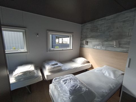 Mobilhome 5 personnes - C- Mobil Home Méditerranée -2 chambres
