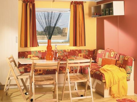 MOBILHOME 8 personnes - super titania