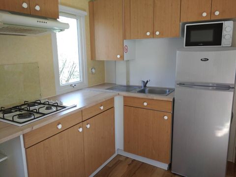 MOBILHOME 4 personnes - C - Mobile-home 2 ch. Confort - SAMEDI 4 pers.