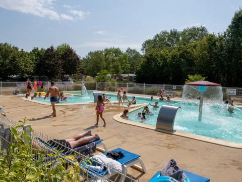 Camping du Lac de Saint-Cyr - Camping Vienne