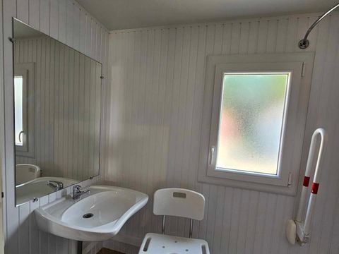 MOBILHOME 6 personnes - PMR de 3 chambres 1 salle d'eau