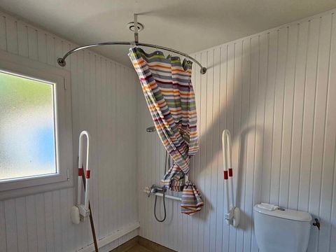 MOBILHOME 6 personnes - PMR de 3 chambres 1 salle d'eau
