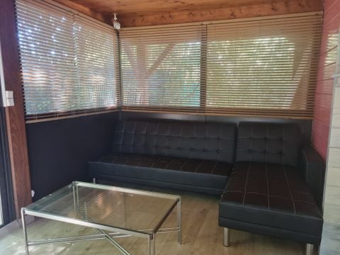 MOBILHOME 4 personnes - Chalet avec véranda pour 4 personnes