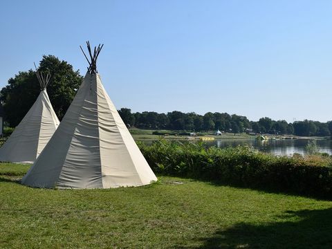 HÉBERGEMENT INSOLITE 4 personnes - Tipis 4 Pers.
