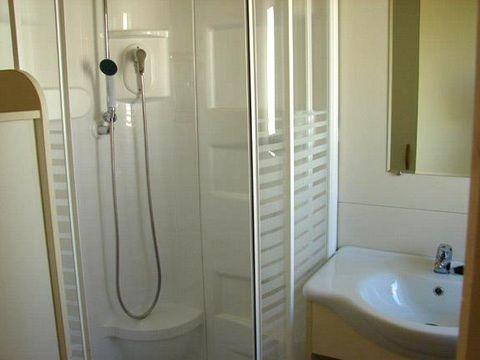 CHALET 5 personnes - Confort 30m² - 2 chambres