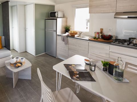 MOBILHOME 4 personnes - Premium 35m² - 3 chambres + spa privatif