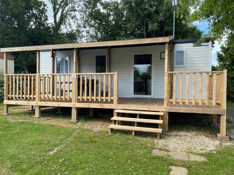 MOBILHOME 6 personnes - Confort 35m² - 3 chambres + terrasse semi-couverte + TV